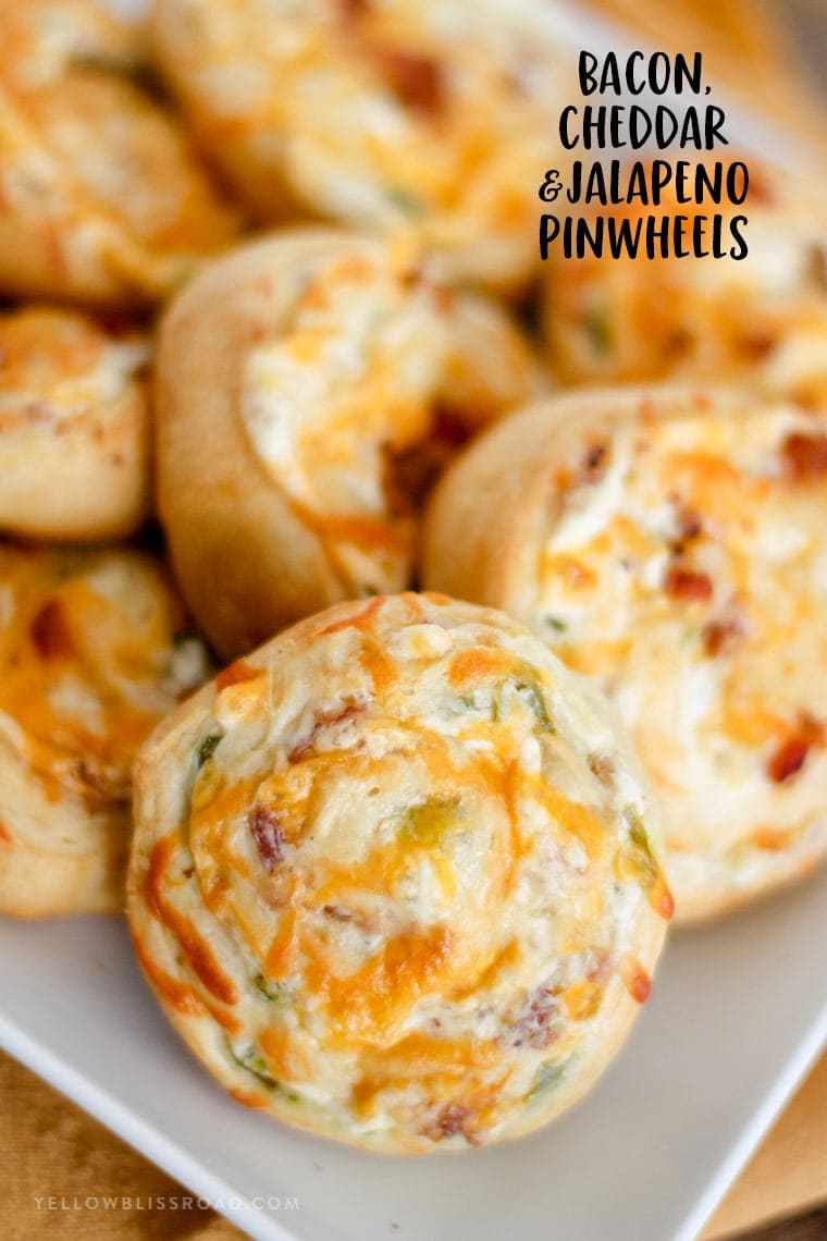 Easy Baked Bacon, Cheddar and Jalapeno Pinwheels