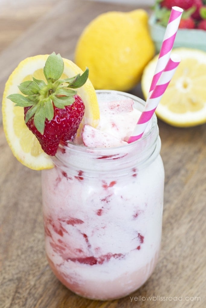 Strawberry Lemonade Ice Cream Float