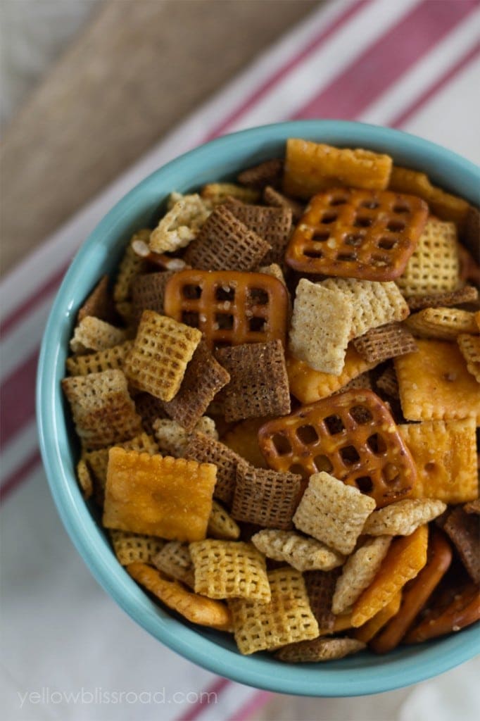 Slow Cooker Chex Mix | YellowBlissRoad.com