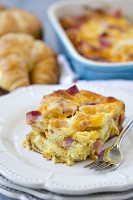 Breakfast Enchilada Casserole - Yellow Bliss Road