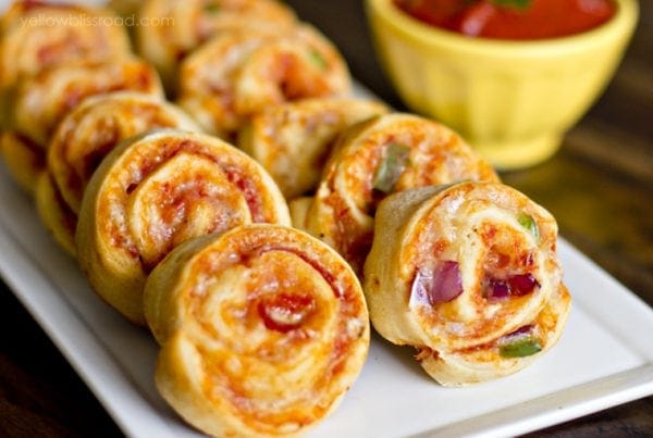 Easy Pizza Pinwheels Recipe | YellowBlissRoad.com