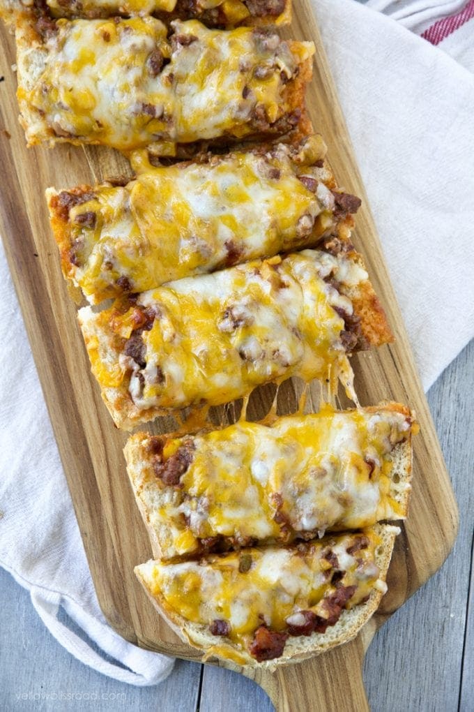 French Bread Sloppy Joe Pizza - Yellow Bliss Road