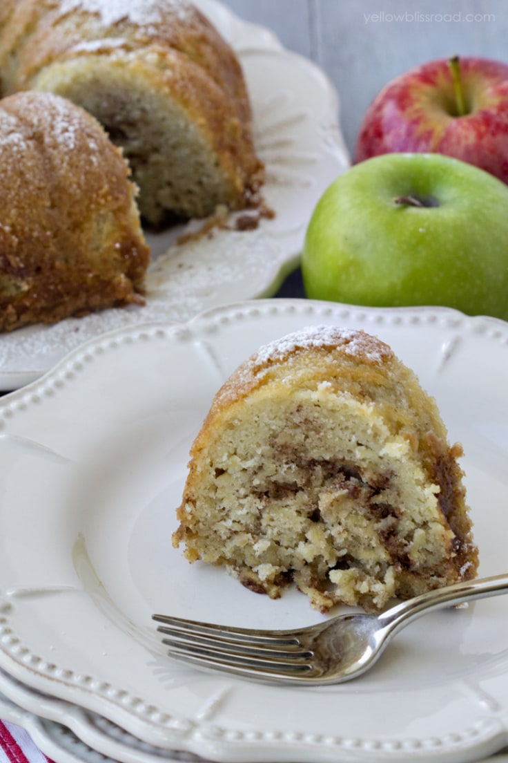 Cinnamon Apple Bundt Cake Fall Dessert Yellowblissroad