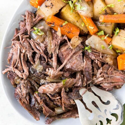 Dutch Oven Pot Roast (easy And Full Of Flavor!) 