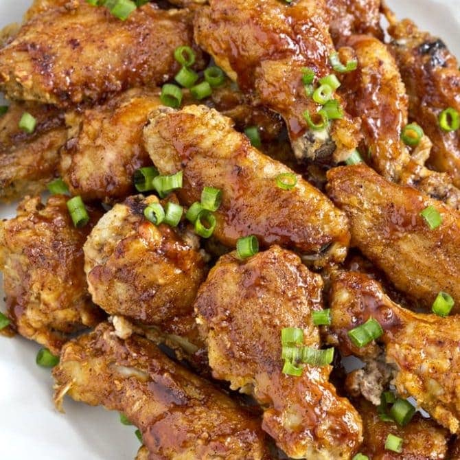 Crispy Baked Barbecue Chicken Wings | YellowBlissRoad.com