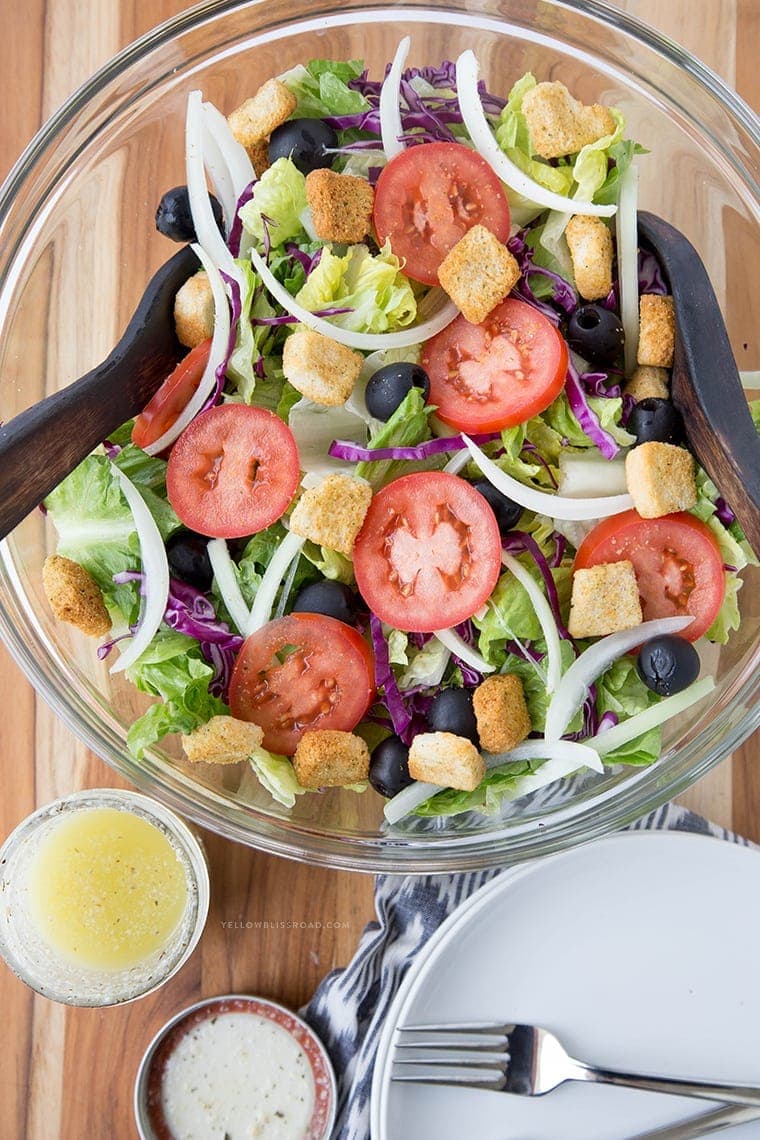 Easy Copycat Olive Garden Salad with Dressing | YellowBlissRoad.com