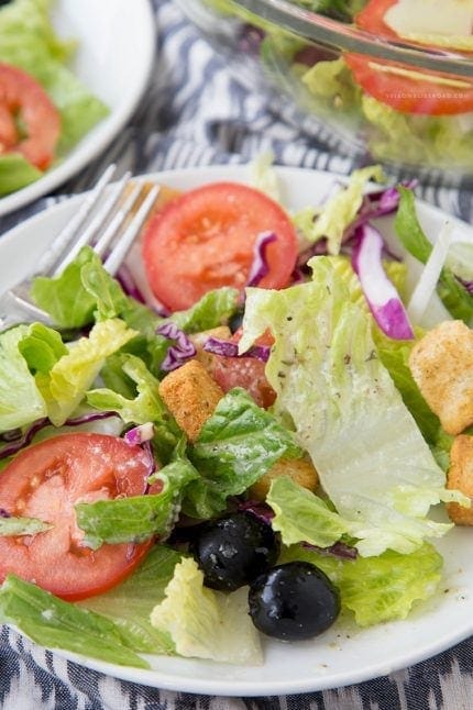 Easy Copycat Olive Garden Salad with Dressing | YellowBlissRoad.com