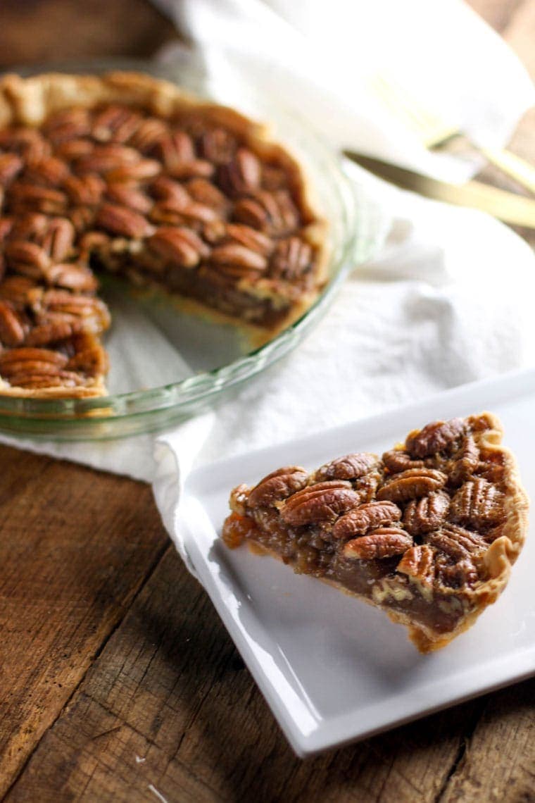 Southern Pecan Pie - Yellow Bliss Road