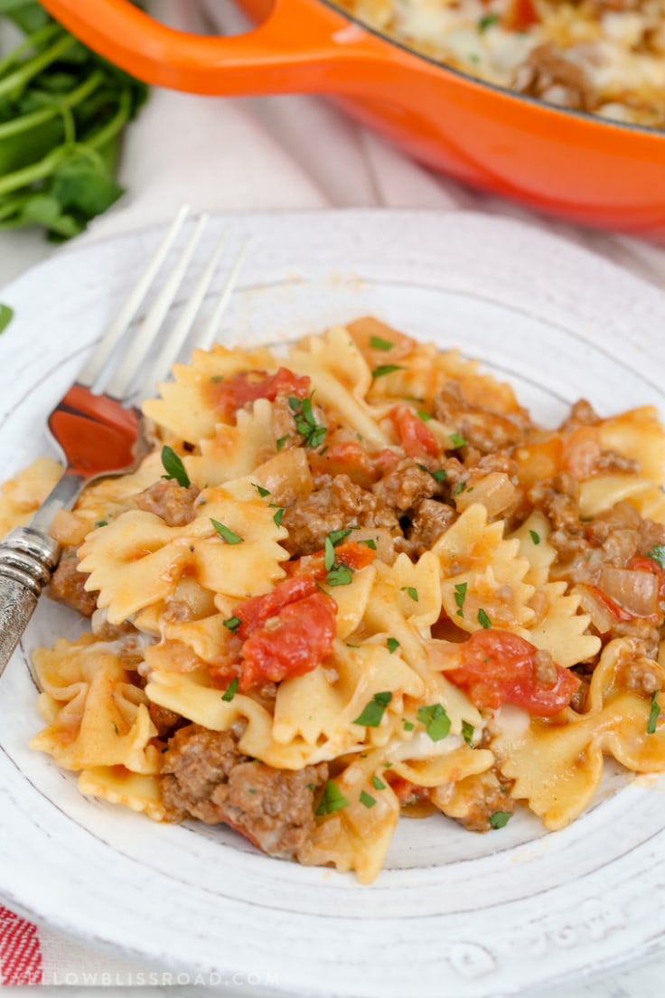 One Pan Cheesy Beef Tomato Pasta Skillet Easy Weeknight Meal