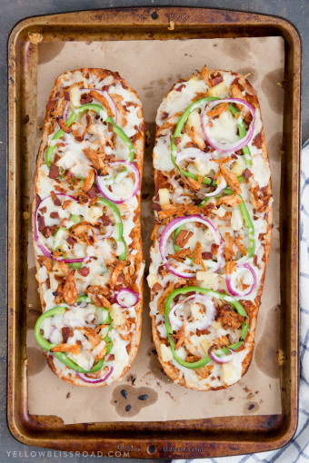 BBQ Chicken French Bread Pizza | YellowBlissRoad.com