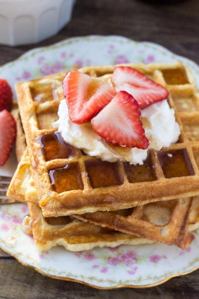 Homemade Waffles Light And Fluffy Buttermilk Waffles