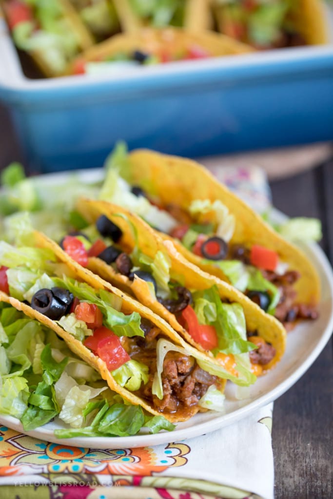 Ground Turkey and Black Bean Baked Tacos | Quick Healthy Meal
