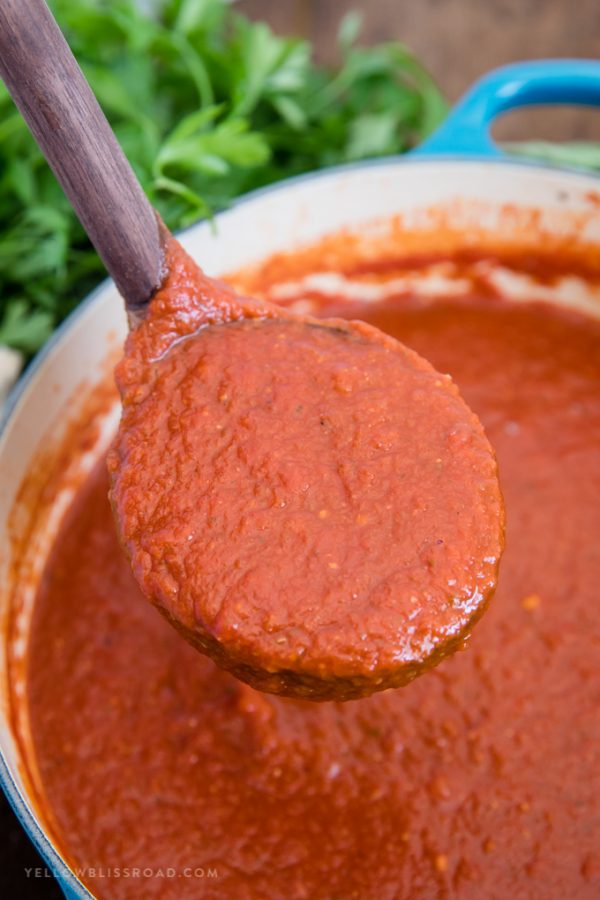 Easy Homemade Spaghetti Sauce | Yellow Bliss Road