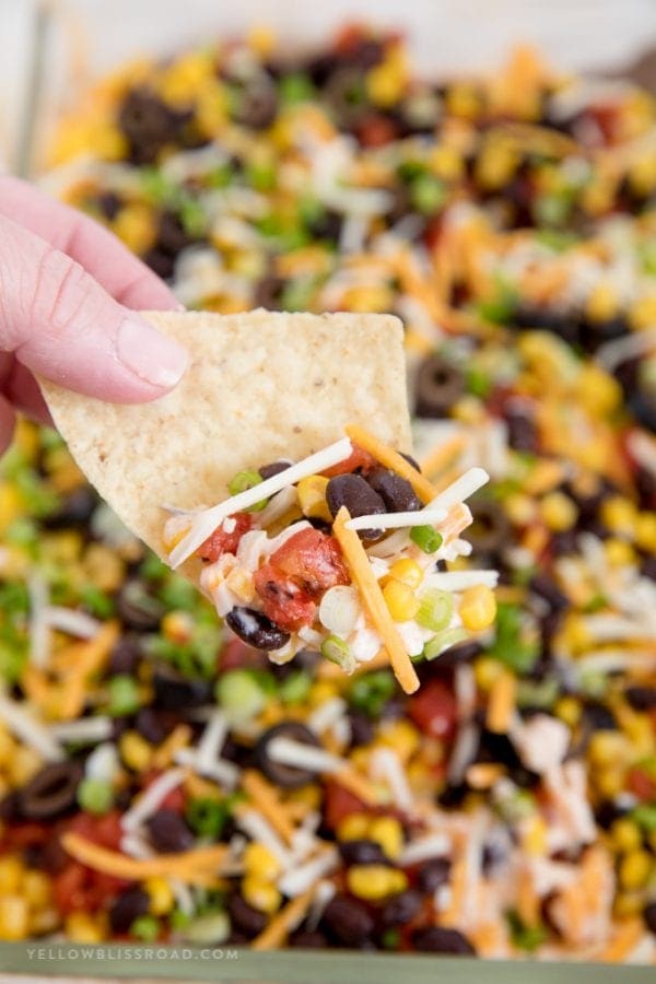 Southwestern 7 Layer Dip Appetizer | YellowBlissRoad.com