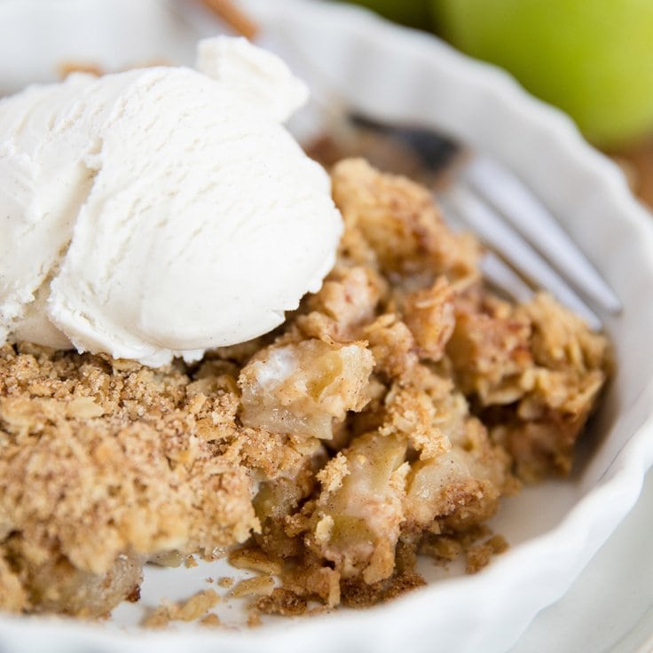 Apple Crumble Recipe | How to Make Apple Crumble | Yellow Bliss Road