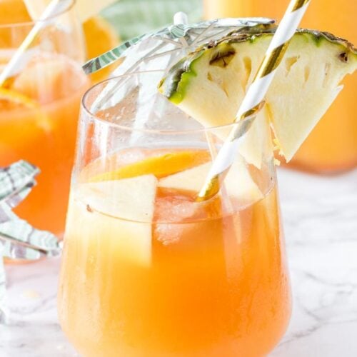 Refreshing Rum Punch (with non-alcohlic version) | YellowBlissRoad.com