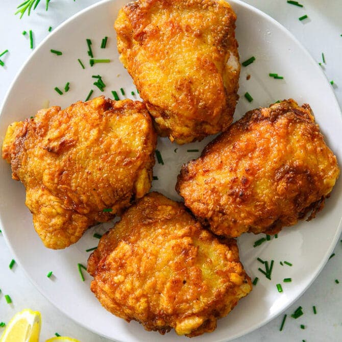 Crispy Fried Chicken Thighs 