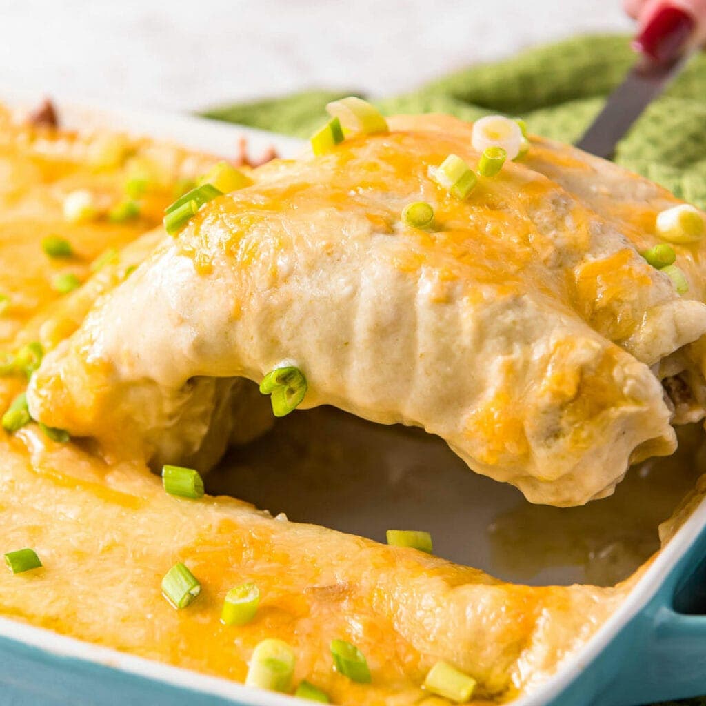 Green Chile & Sour Cream Chicken Enchiladas | YellowBlissRoad.com