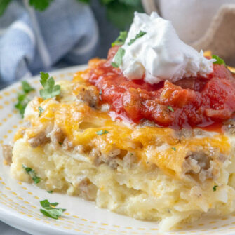 Egg Casserole with Sausage and Hash Browns | YellowBlissRoad.com