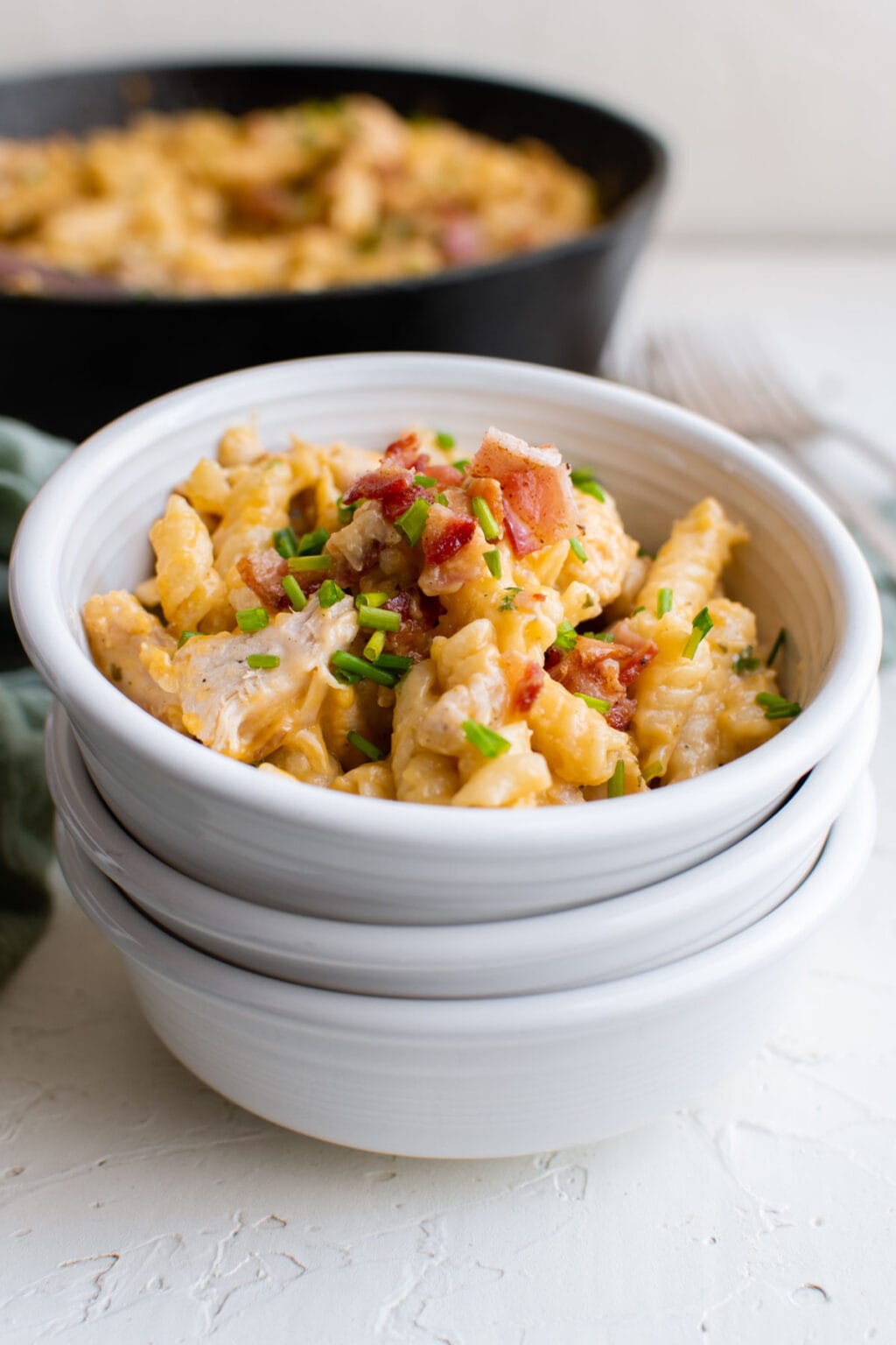 One Pot Bacon Chicken Ranch Pasta (Crack Chicken Pasta)