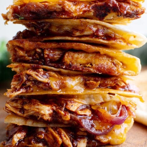 Easy BBQ Chicken Quesadilla | YellowBlissRoad.com