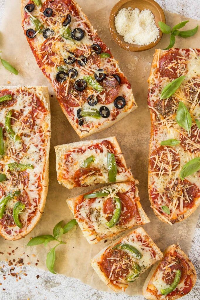 French Bread Pizza (Easy Pizza Bread) | Yellowblissroad.com