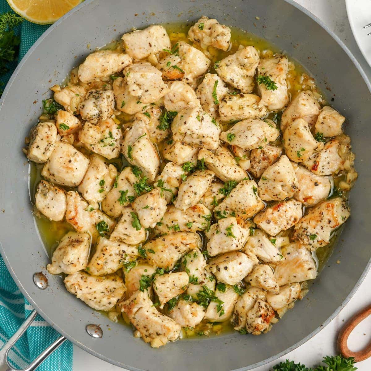 Garlic Butter Chicken Bites | YellowBlissRoad.com