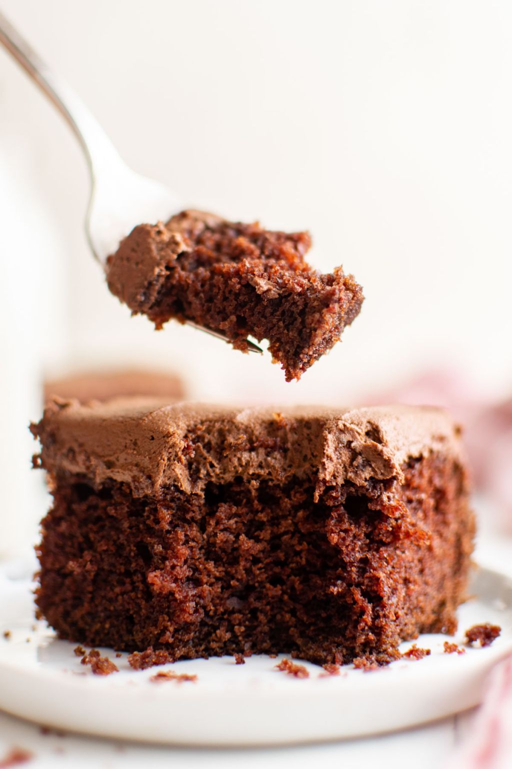 Old Fashioned Chocolate Mayonnaise Cake | YellowBlissRoad.com