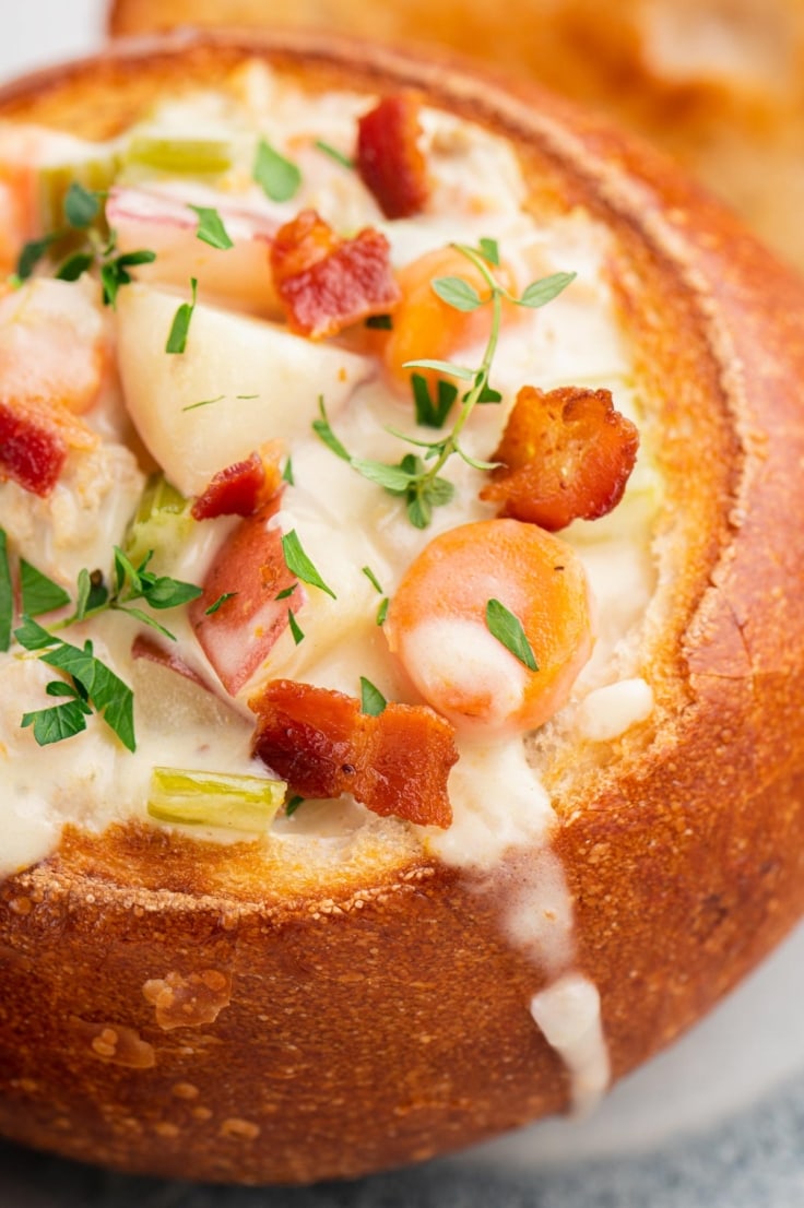 Creamy Clam Chowder in a Bread Bowl - YellowBlissRoad.com