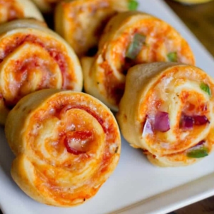 Easy Pizza Pinwheels Recipe | YellowBlissRoad.com