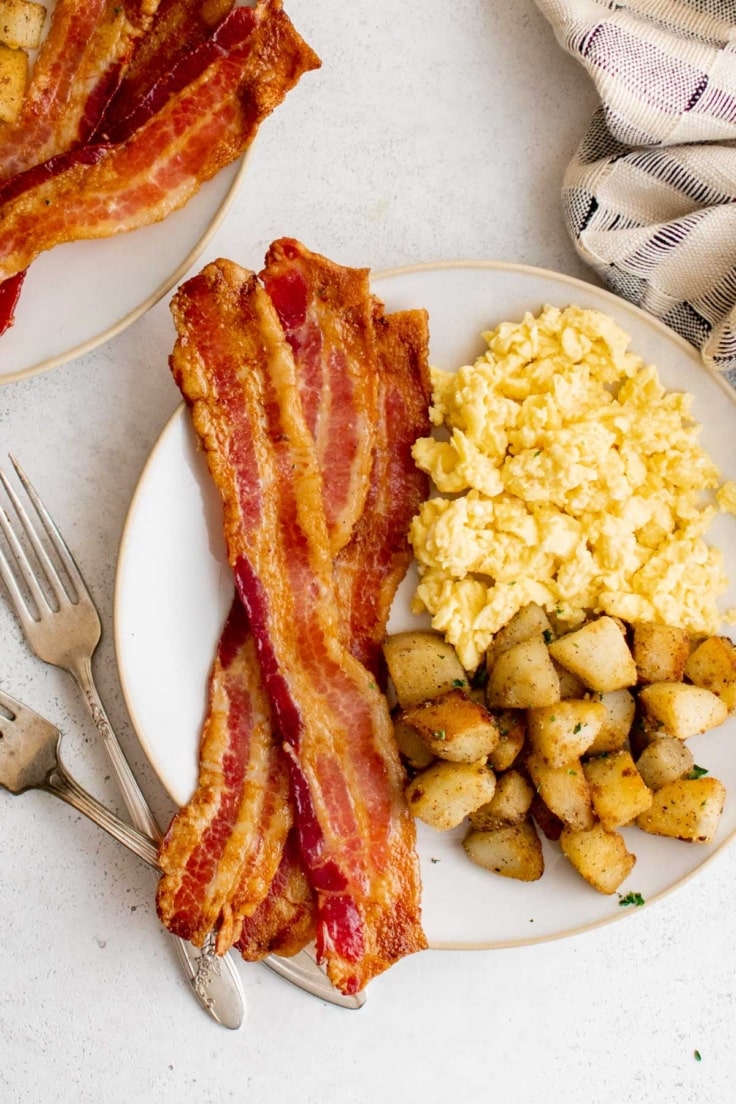 How to Cook Bacon in the Oven - Yellow Bliss Road