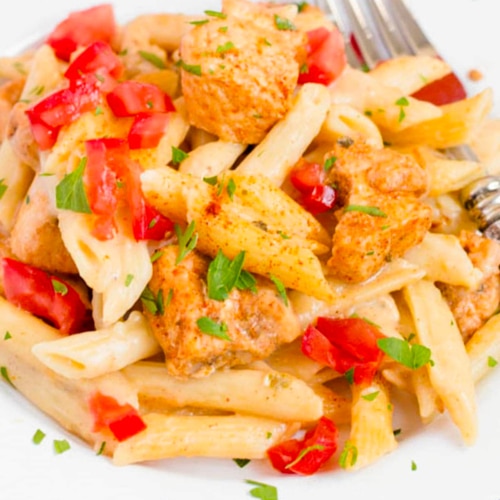 Creamy Cajun Chicken Pasta With Homemade Cajun Seasoning