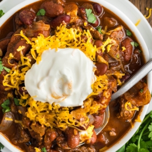 Slow Cooker Steak Chili (Chili con Carne)