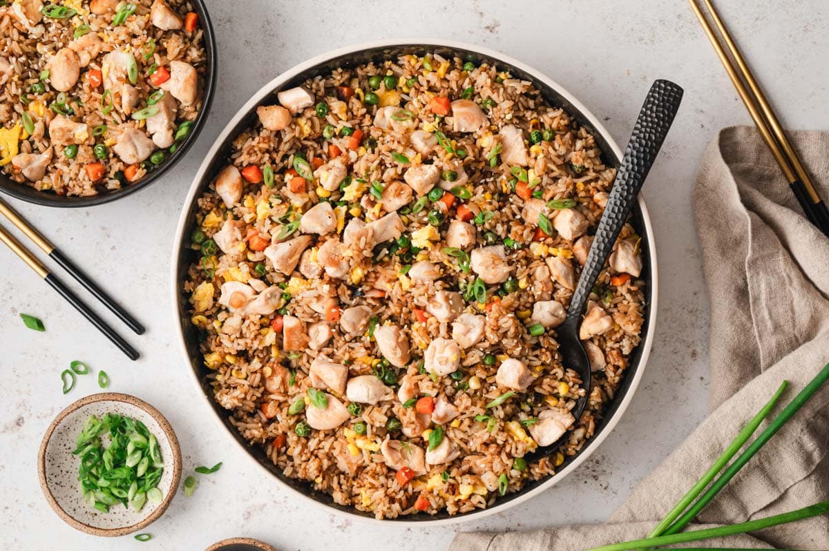 fried rice with chickne in a serving bowl