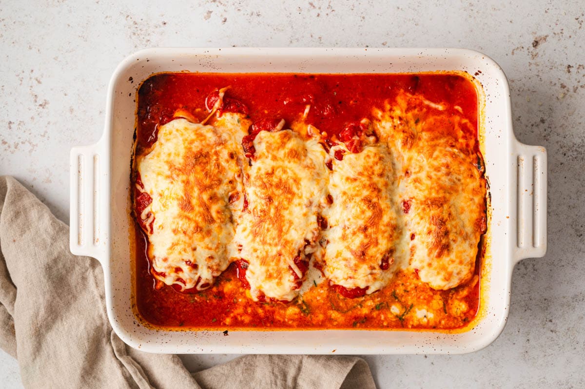 Chicken breasts baked with cheese and marinara sauce